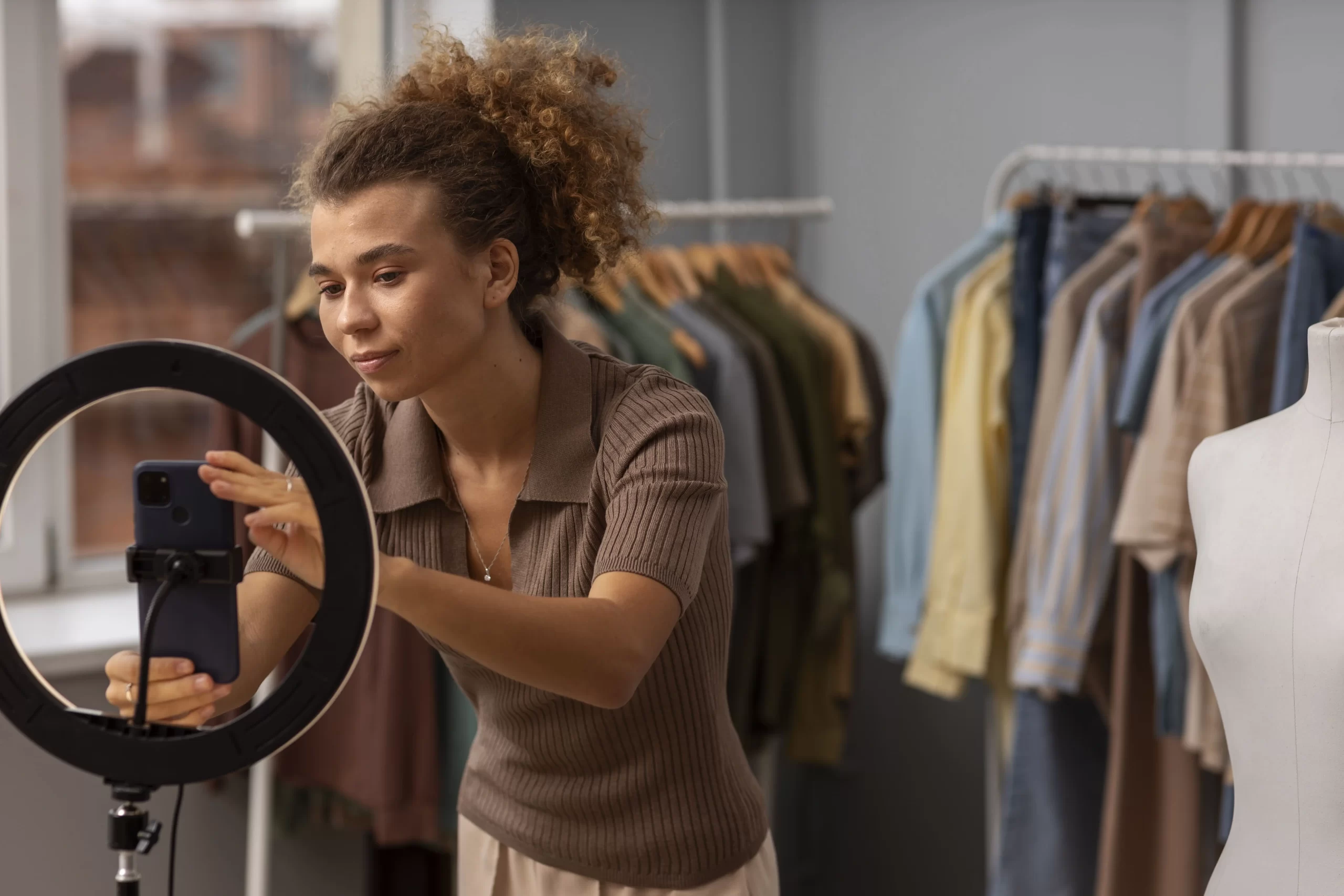 O que é live shop e como fazer? 5 passos para vender mais