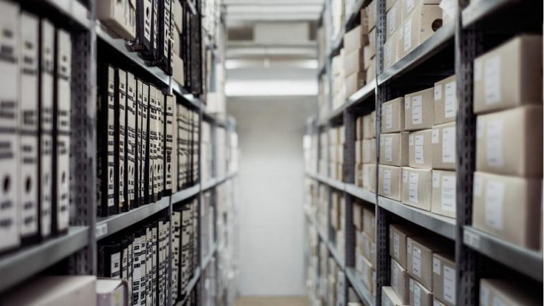 Controle de Estoque Entrada e Saída de Mercadorias