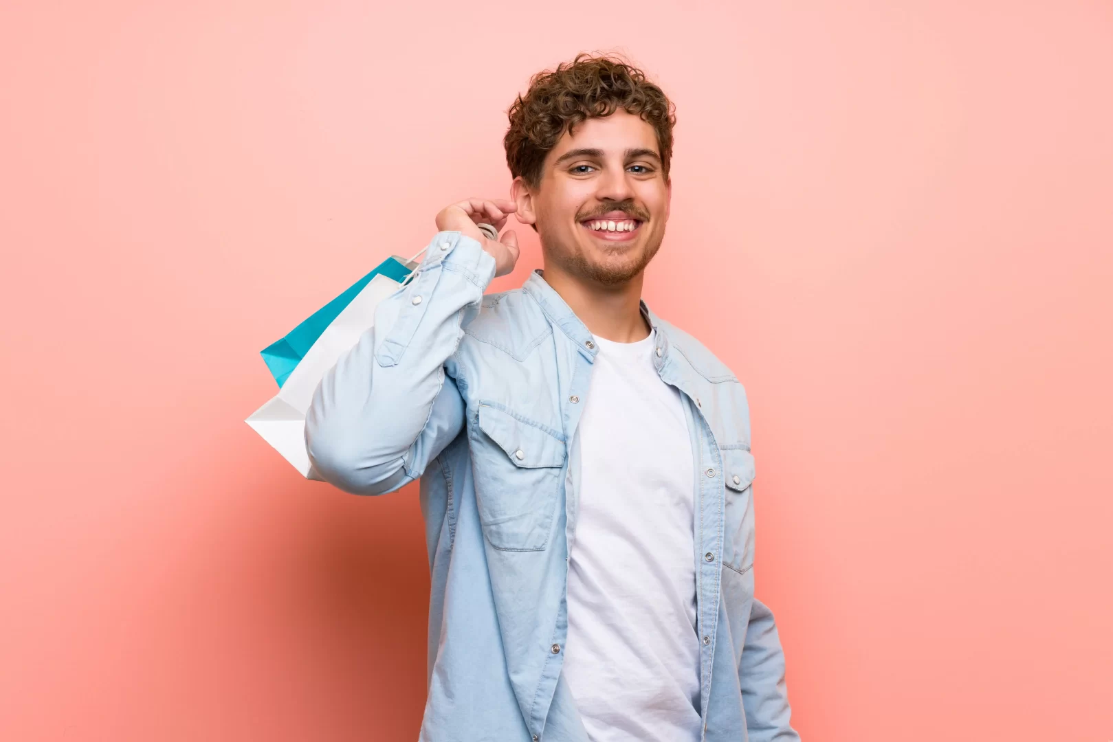 Dia do cliente: como aumentar as vendas com ações simples?