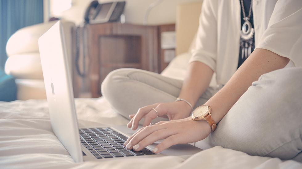 Gestão financeira empresarial: dicas simples para sempre ficar no verde Você sabe quais os passos para fazer uma gestão financeira completa e manter a sua empresa sempre no verde? Não?Confira os principais tópicos neste artigo! Gestão Financeira Empresarial