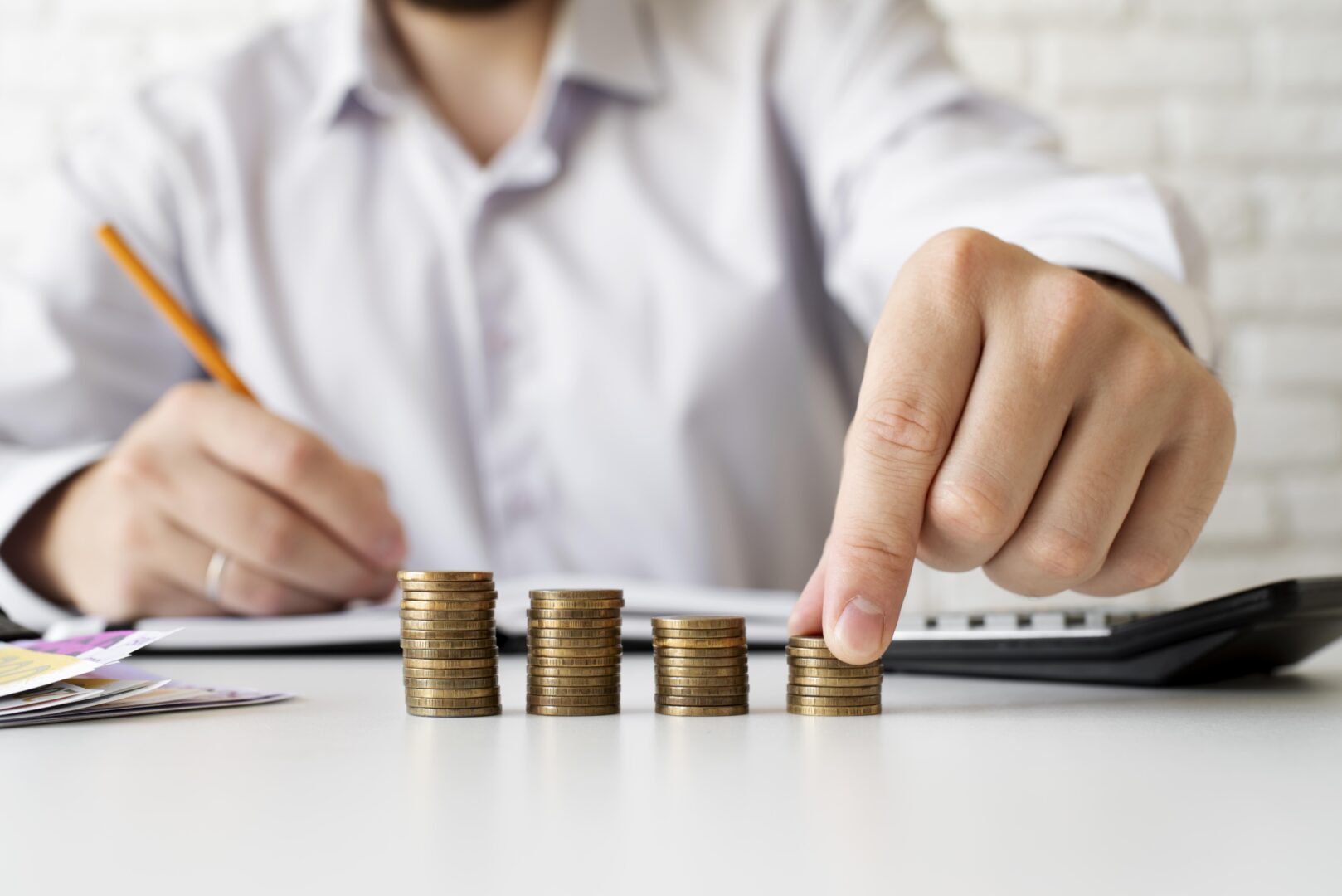 Diferença entre investimento, despesa e custo: entenda os conceitos