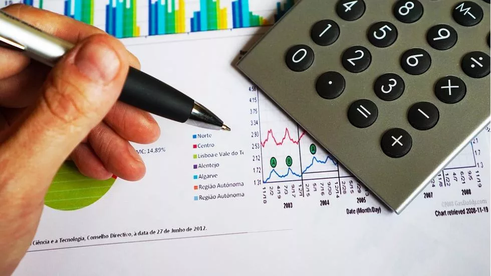 O que muda na NF-e 4.0? Tudo que você precisa saber sobre as mudanças da nota fiscal eletrônica e como isso afeta a sua empresa. A versão atinga será desativada, portanto, não perca tempo... nota fiscal eletronica 4.0