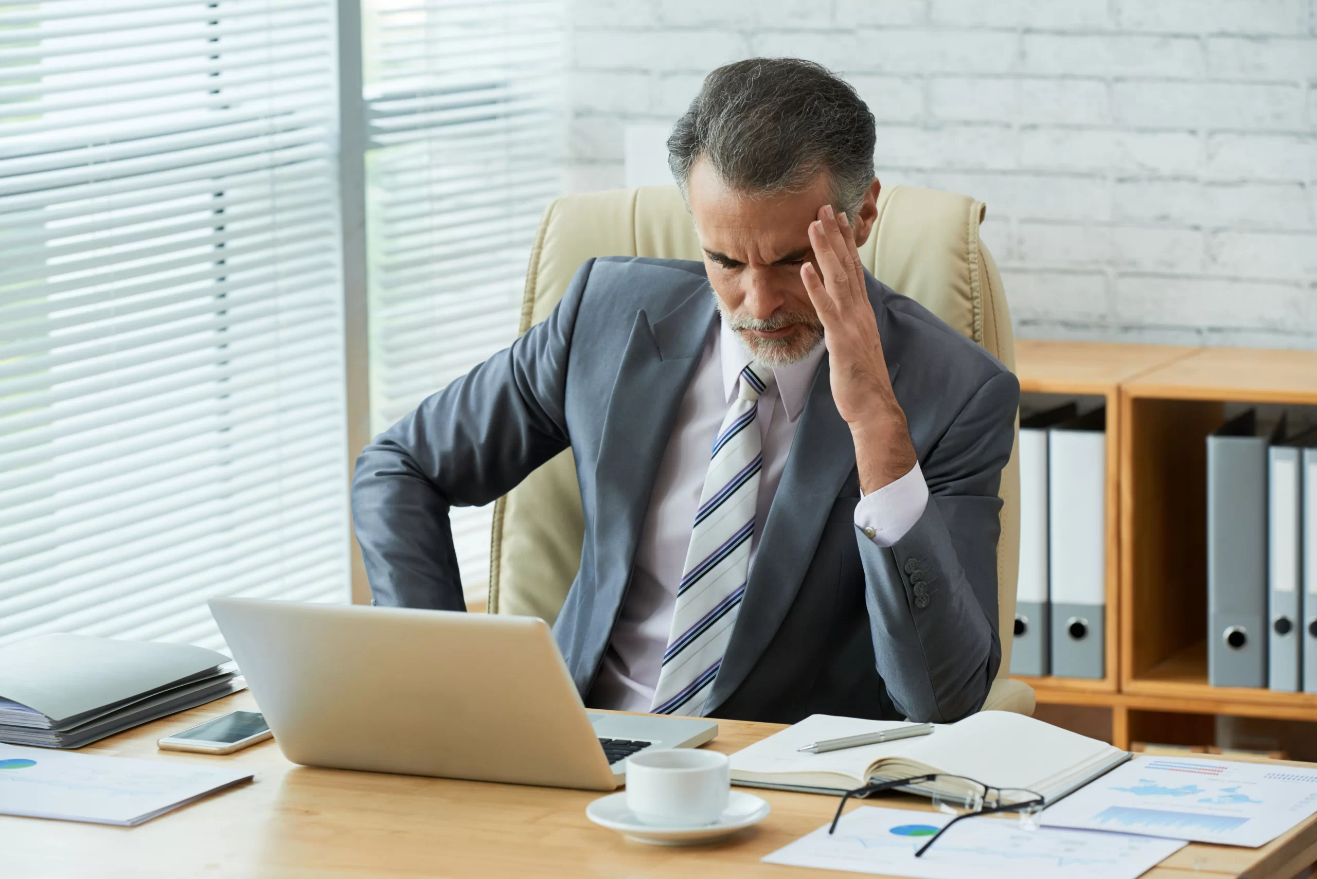 Emissão manual de NF: por que pode prejudicar a sua empresa?